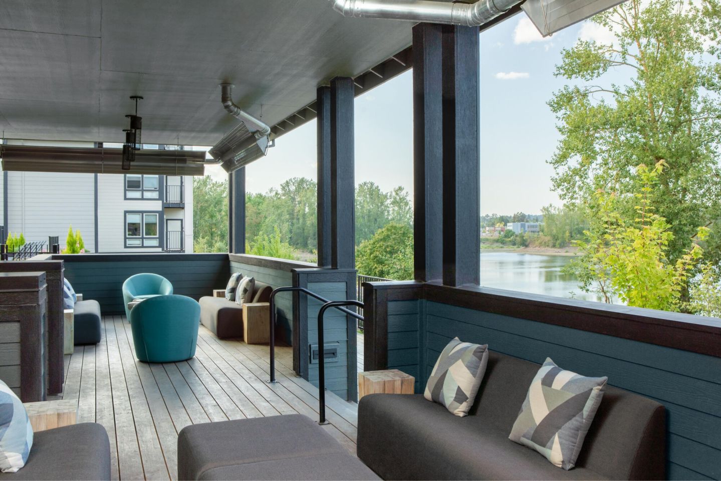 Edgewater at the Cove Image 14