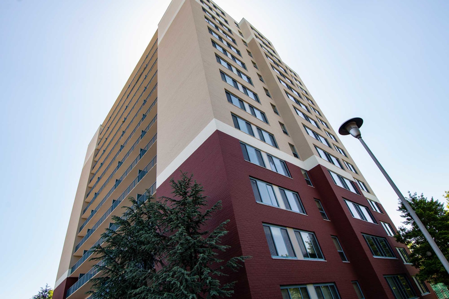 Steward Tower Apartments Image 4