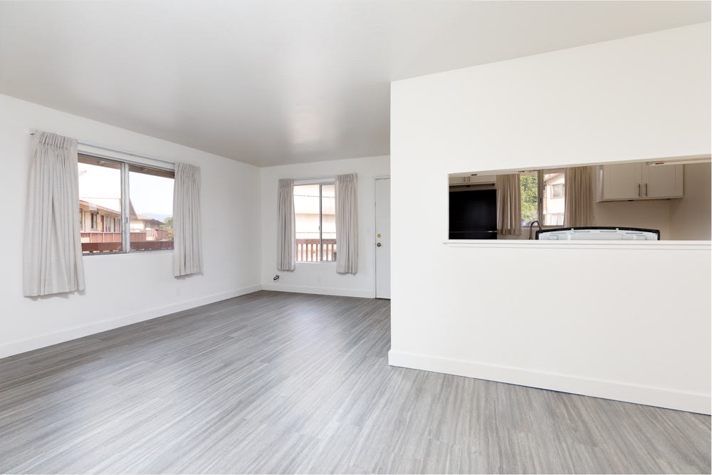 Garden Hill Apartments Image 18