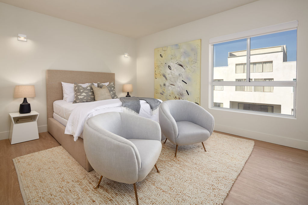 Reve - 11837 Mayfield Image 14
