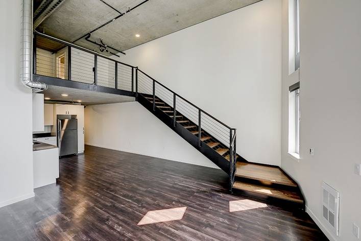 624 Yale Image 6