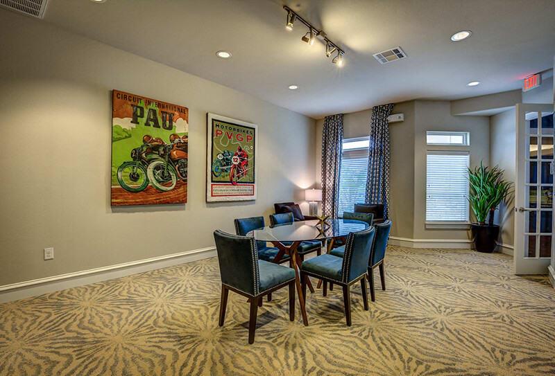 Residence at Gateway Village Image 11