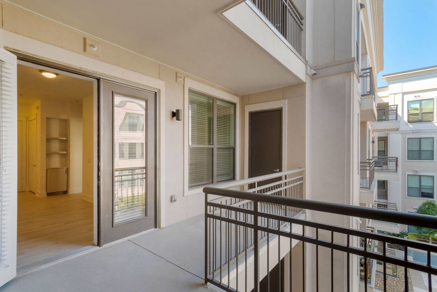 Allure Apartments Image 19