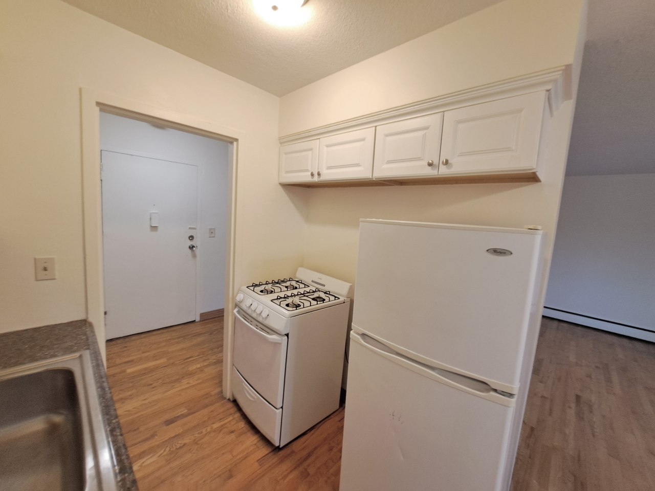 214 Place Apartments Image 7