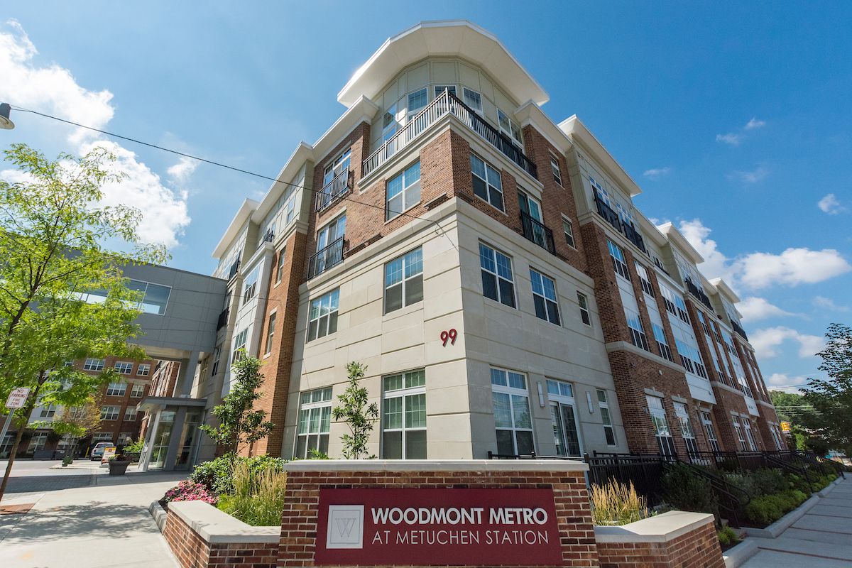 Woodmont Metro at Metuchen Station Image 26
