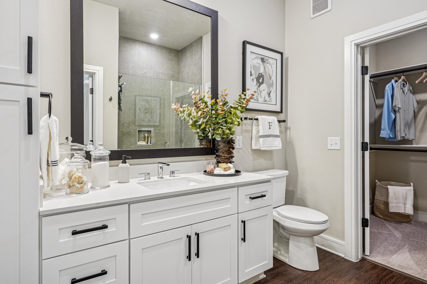 Residences at Fairview Town Center Image 26