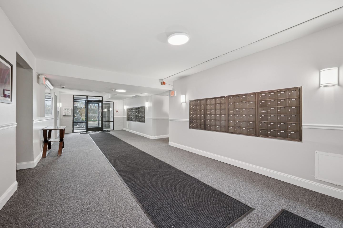 7400 Roosevelt Image 14