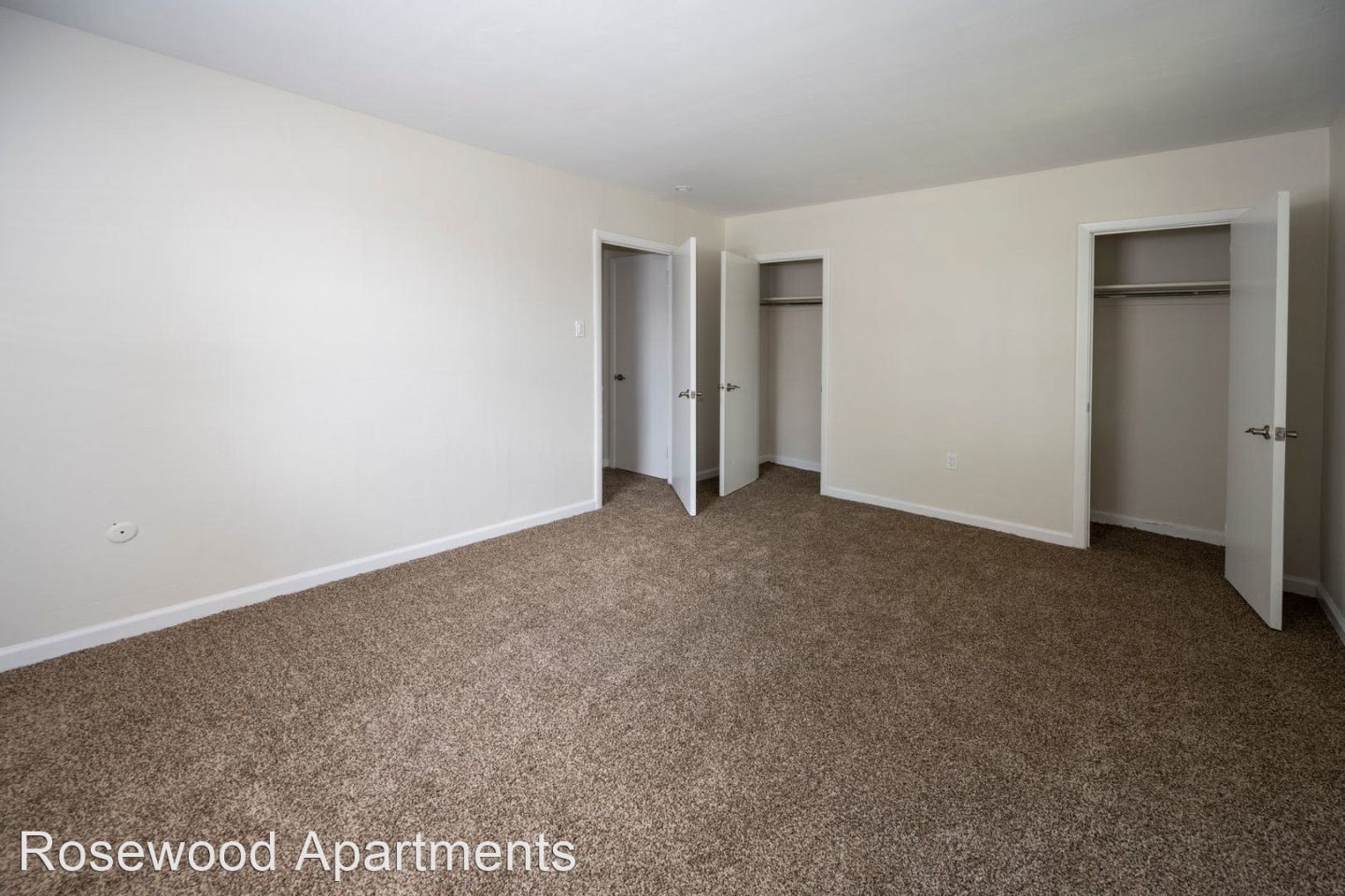 The Apartments at Rosewood Image 7