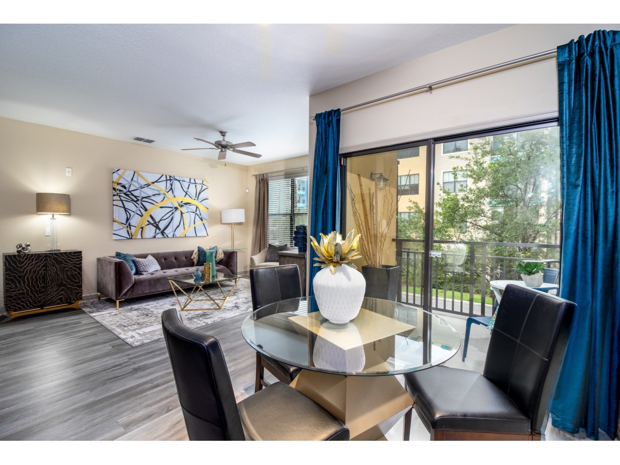 Millenia 700 Apartments Image 3