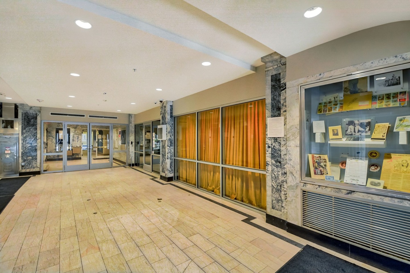 R & T Lofts Image 23