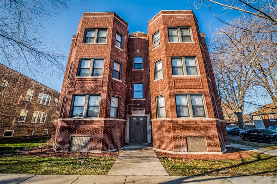 6400 S. Rockwell Street Apartments Image 1