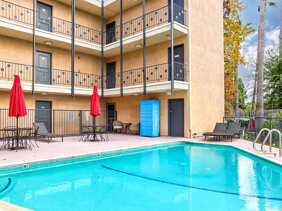 Chandler Circle Image 16