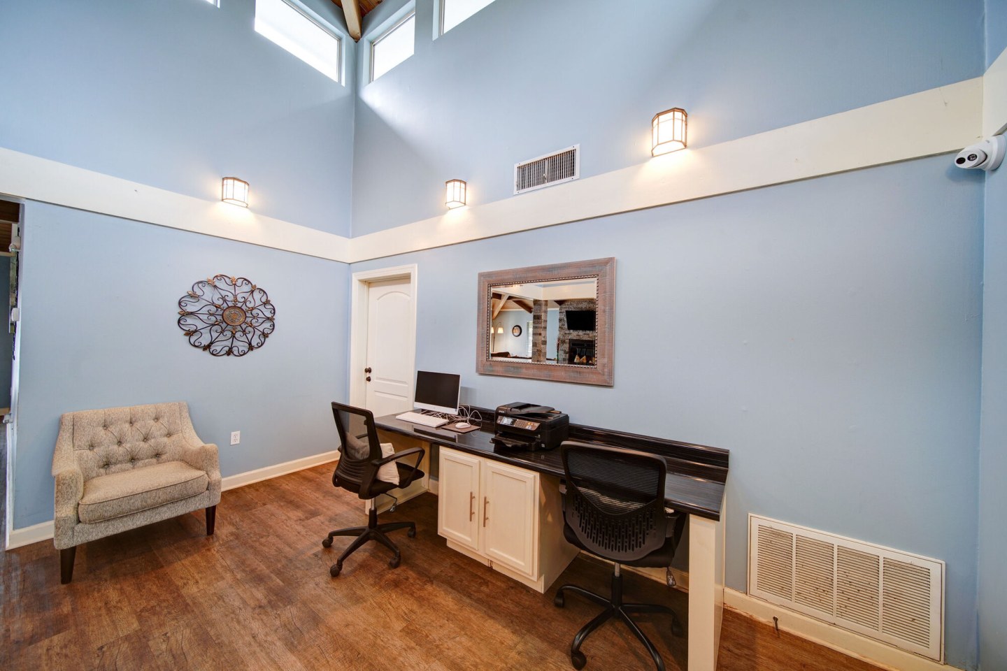 Falcon Pointe Image 18