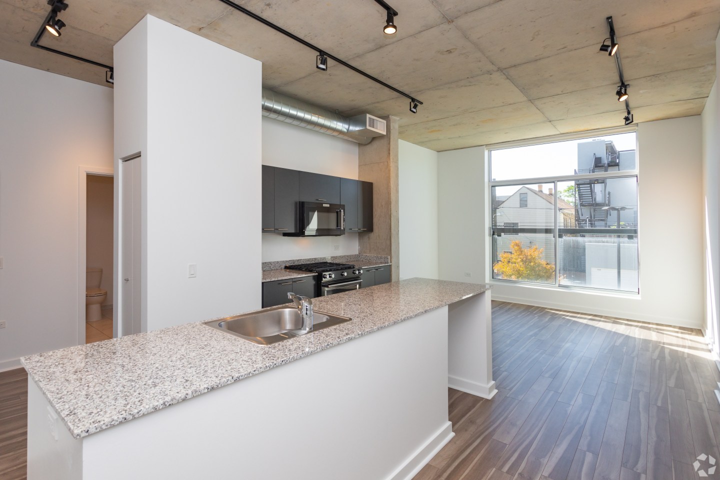 1819 Lofts Image 6