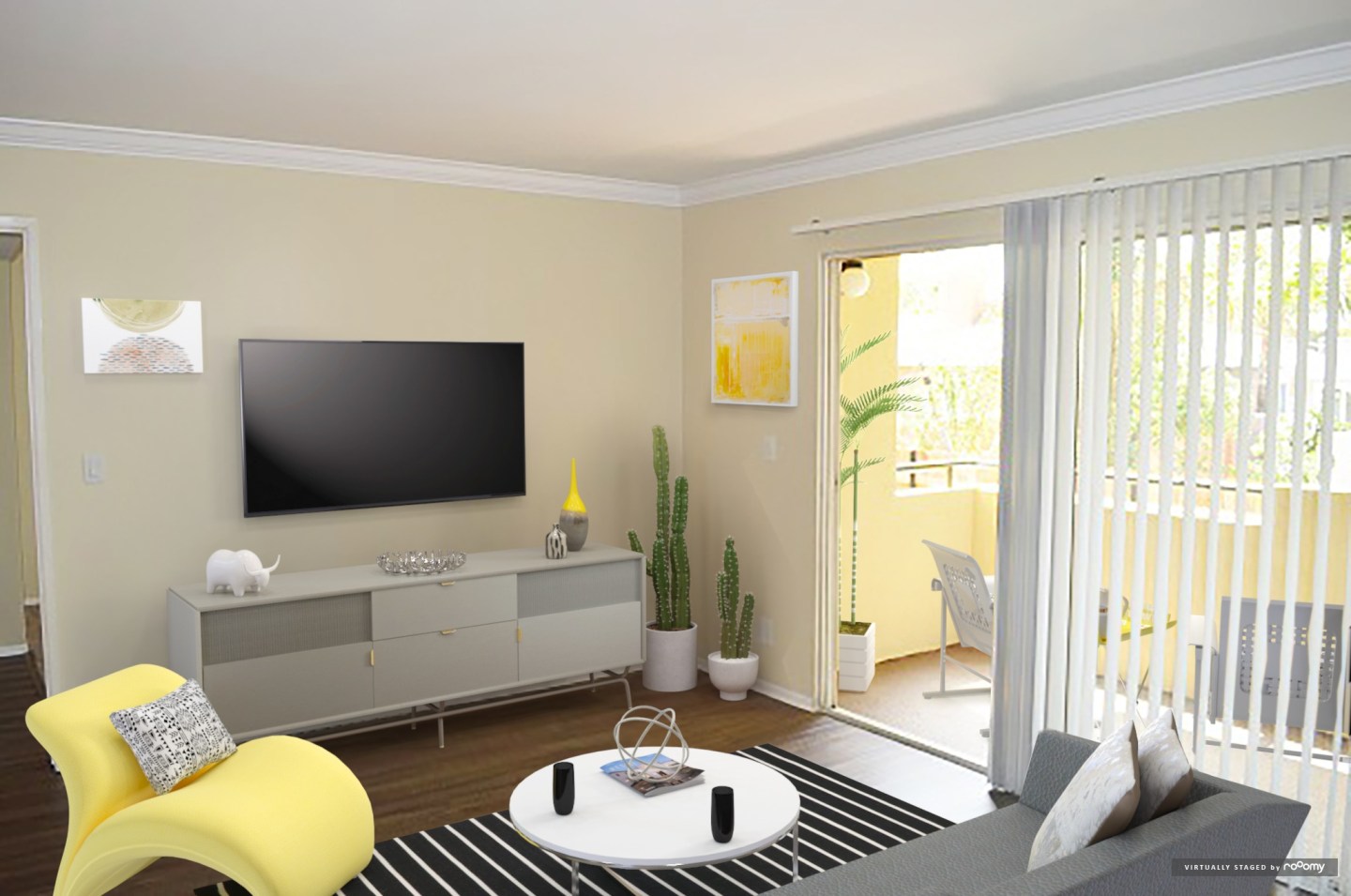 Burbank Village Apartments Image 2