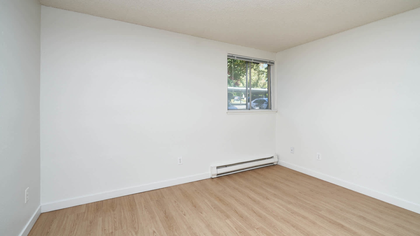 Redmond Court Image 14