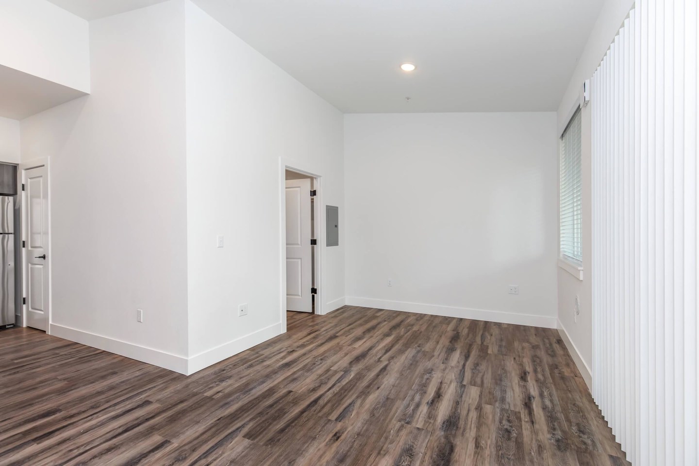 Lakeview Apartments Image 6
