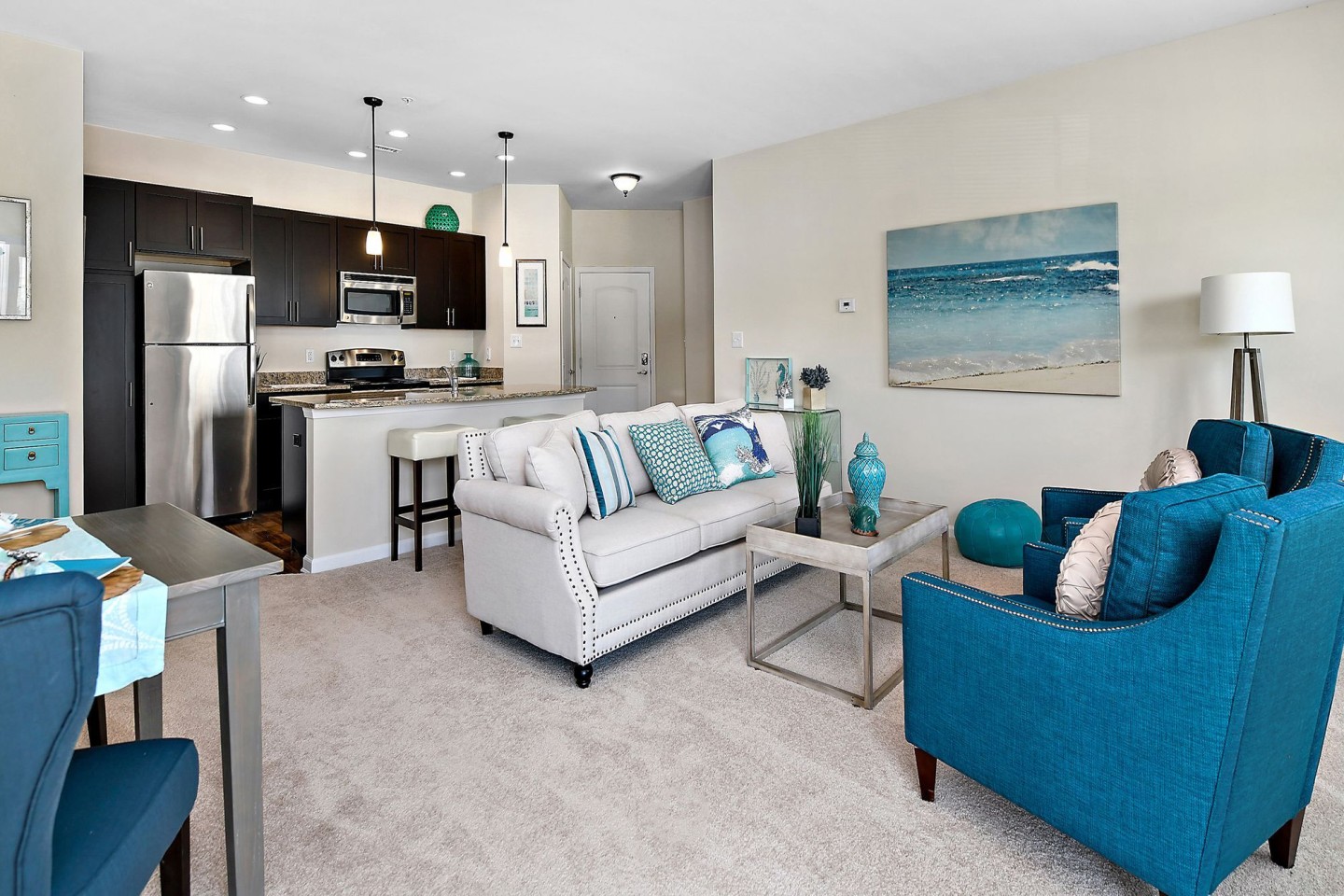 Ocean Aisle Luxury Apartment Homes Image 9