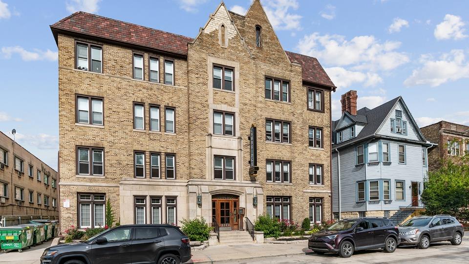 Cambridge Manor Apartments Image 2