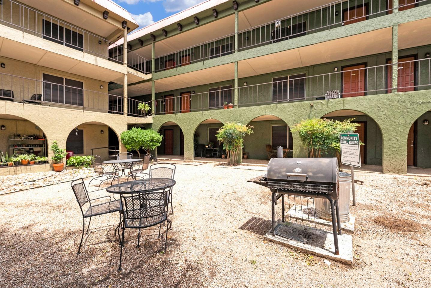 Kensington Court Image 9