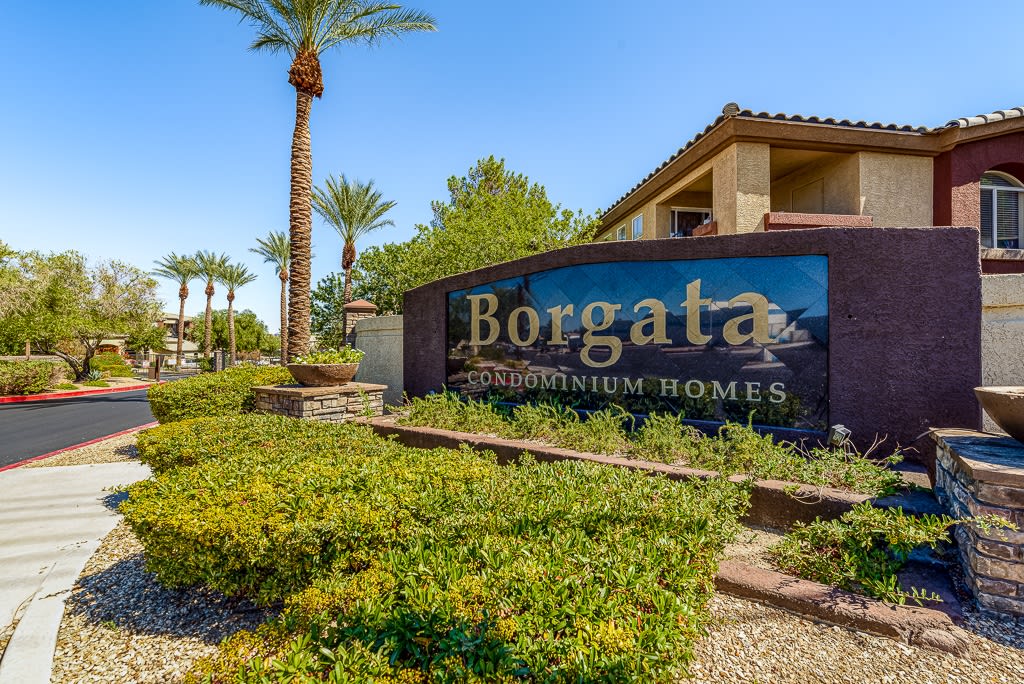 BORGATA CONDOMINIUMS Image 4