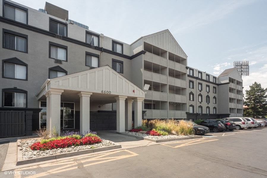 4600 E Kentucky Image 16