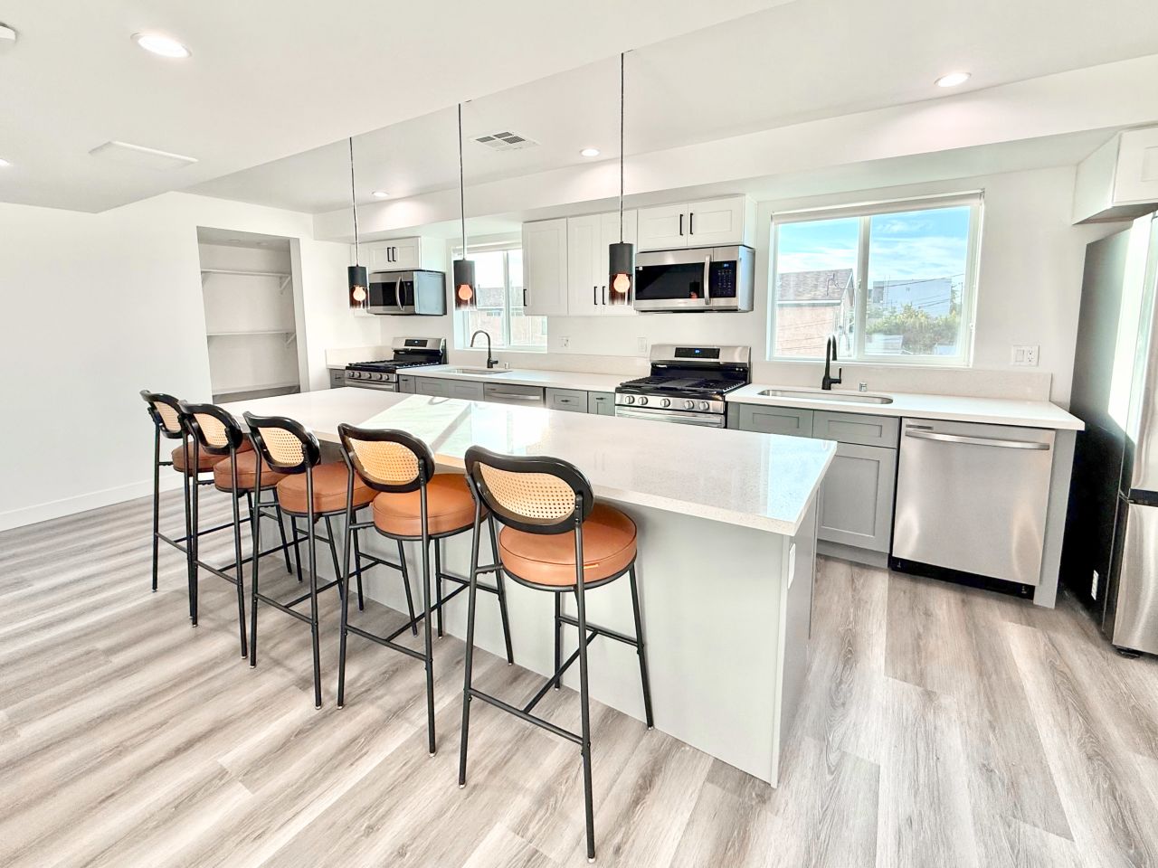 1329 W 36th Street - Co-Living Housing Image 11