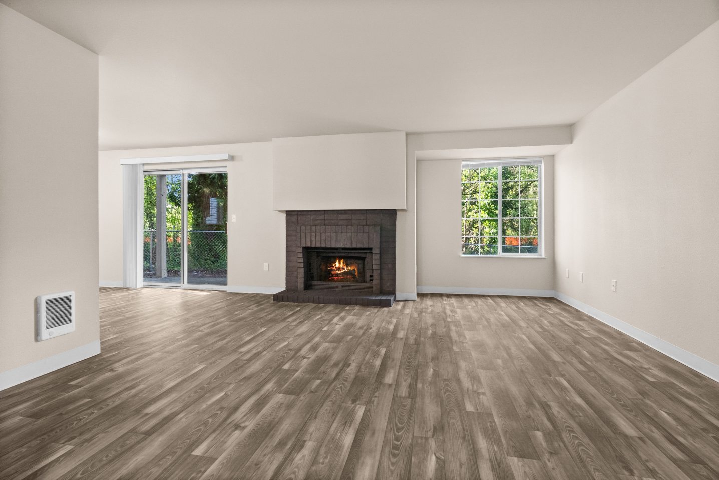 Crown Pointe Apartments Image 12