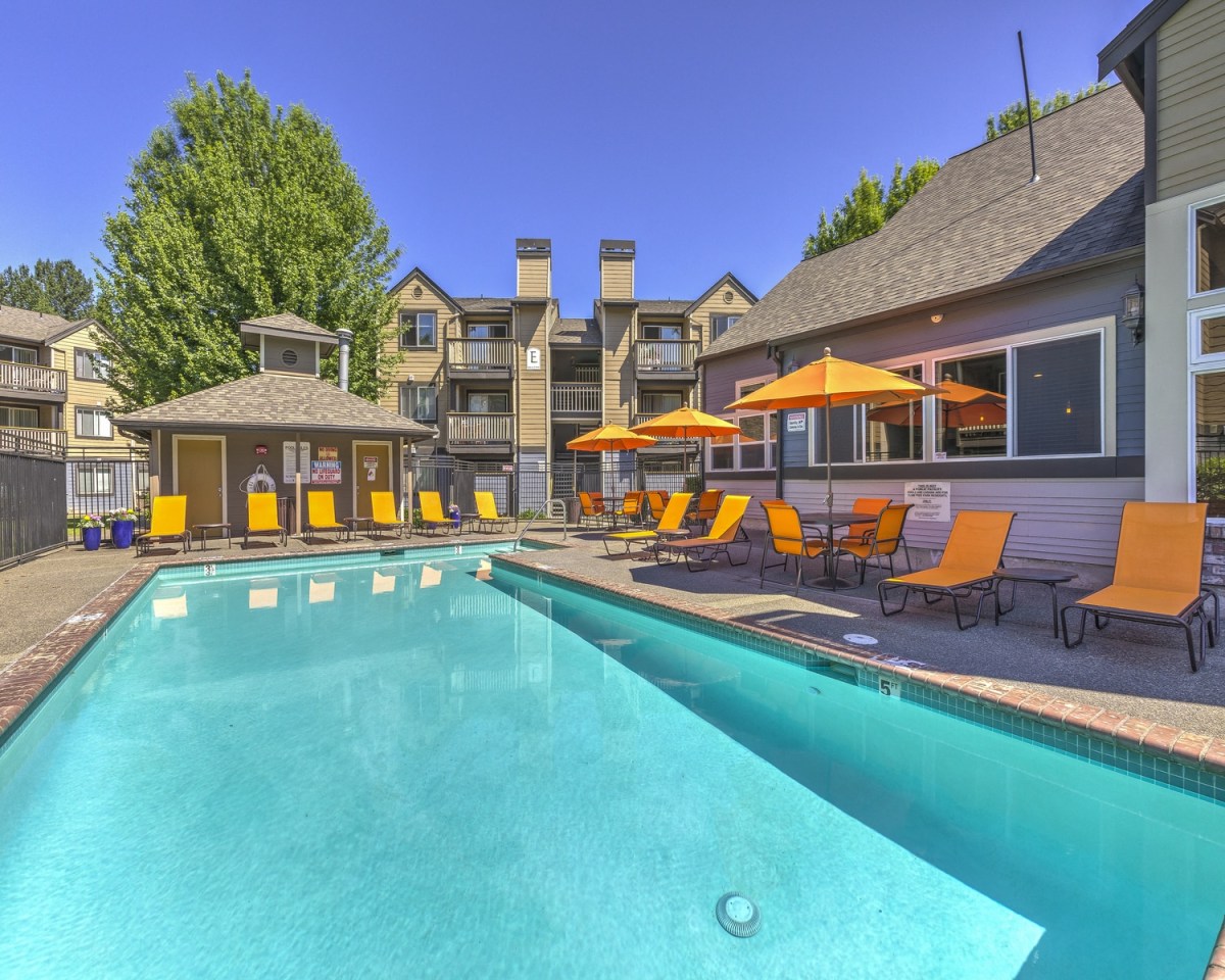 Plum Tree Park Apartments Image 11