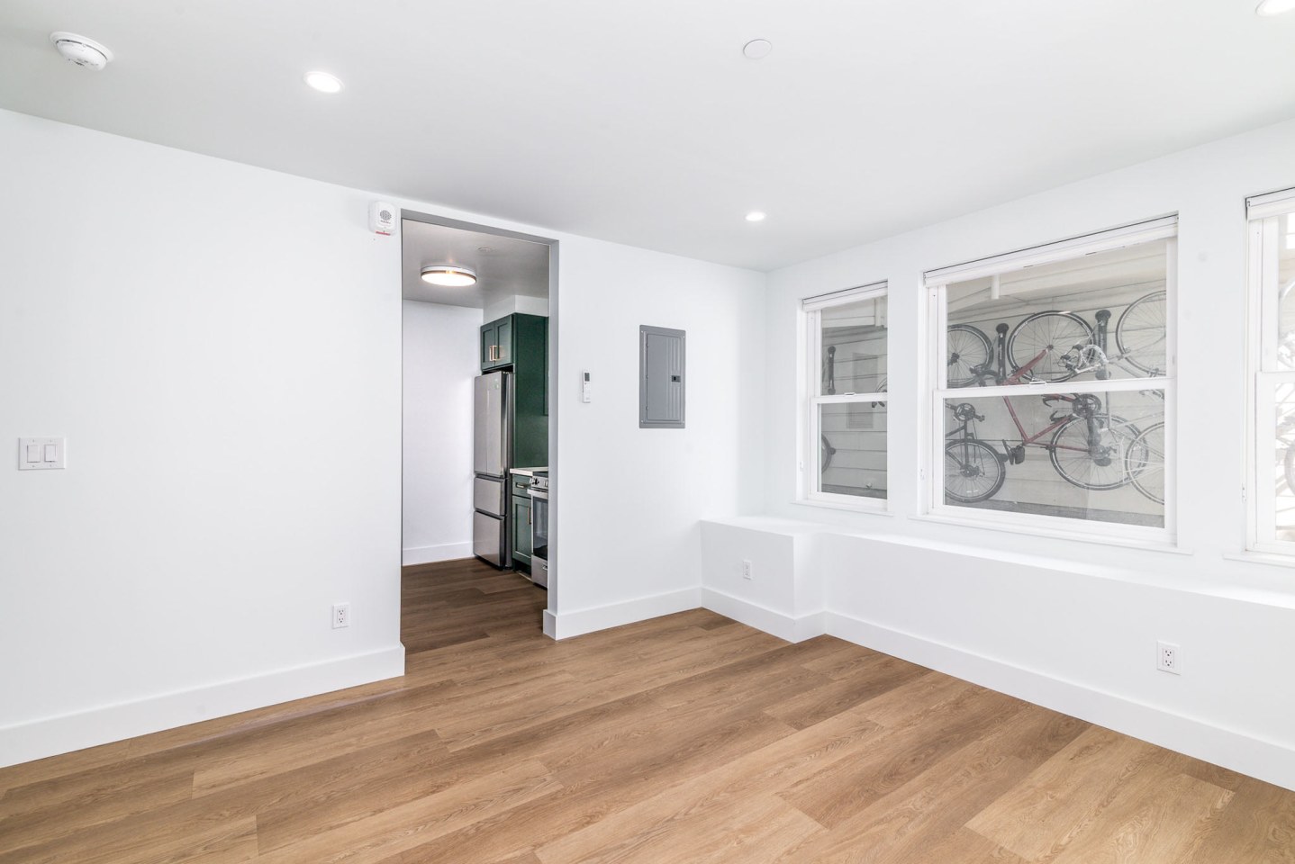 3201 23RD STREET Apartments Image 13