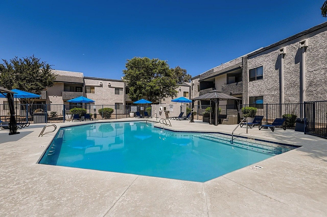 Rise Desert Cove Image 21