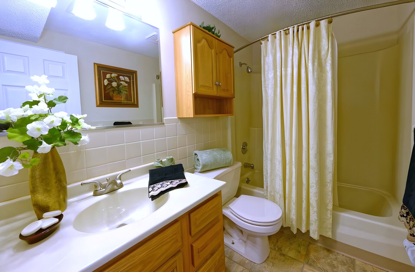 Quakertowne Image 15