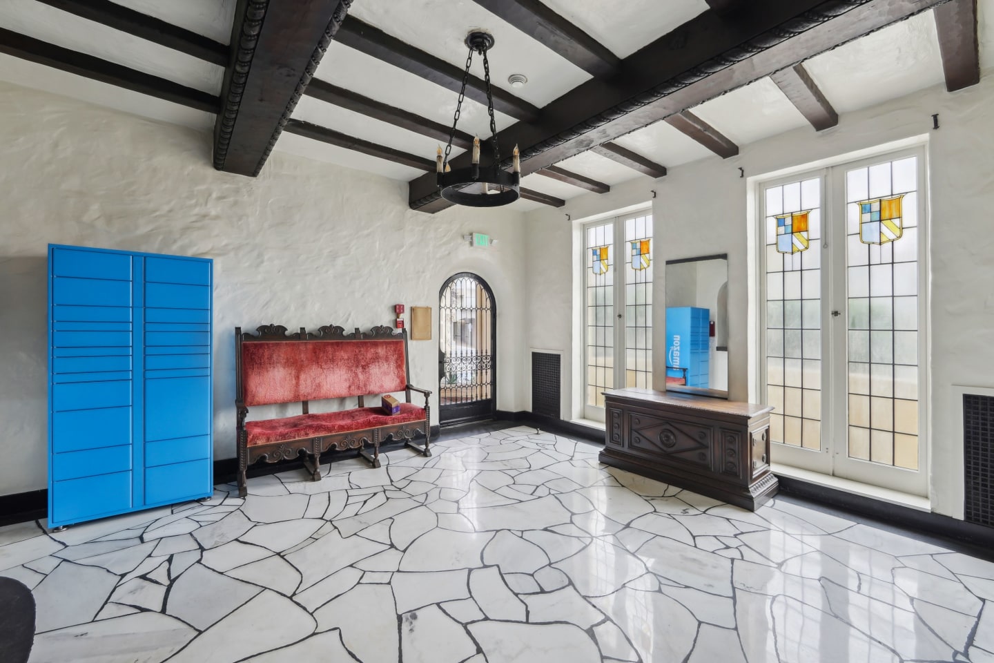 899 Green Street Image 29