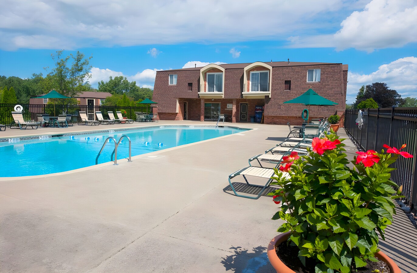 Regency Court Image 5