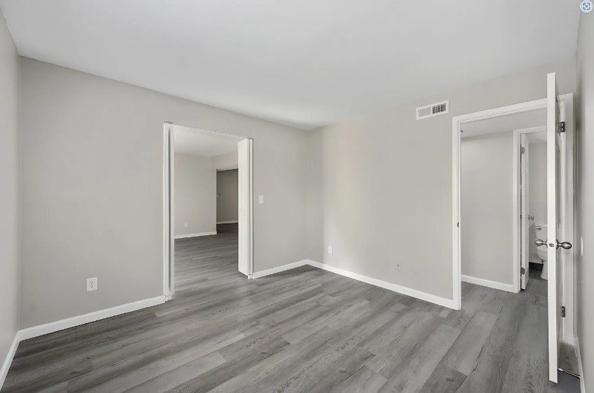 Finneytown Apartments and Townhomes Image 21