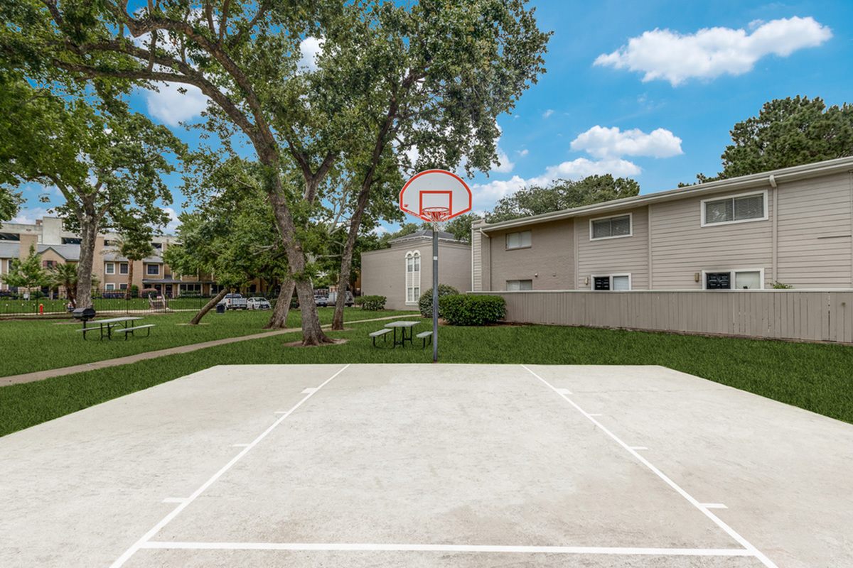 Regatta Apartments Image 3