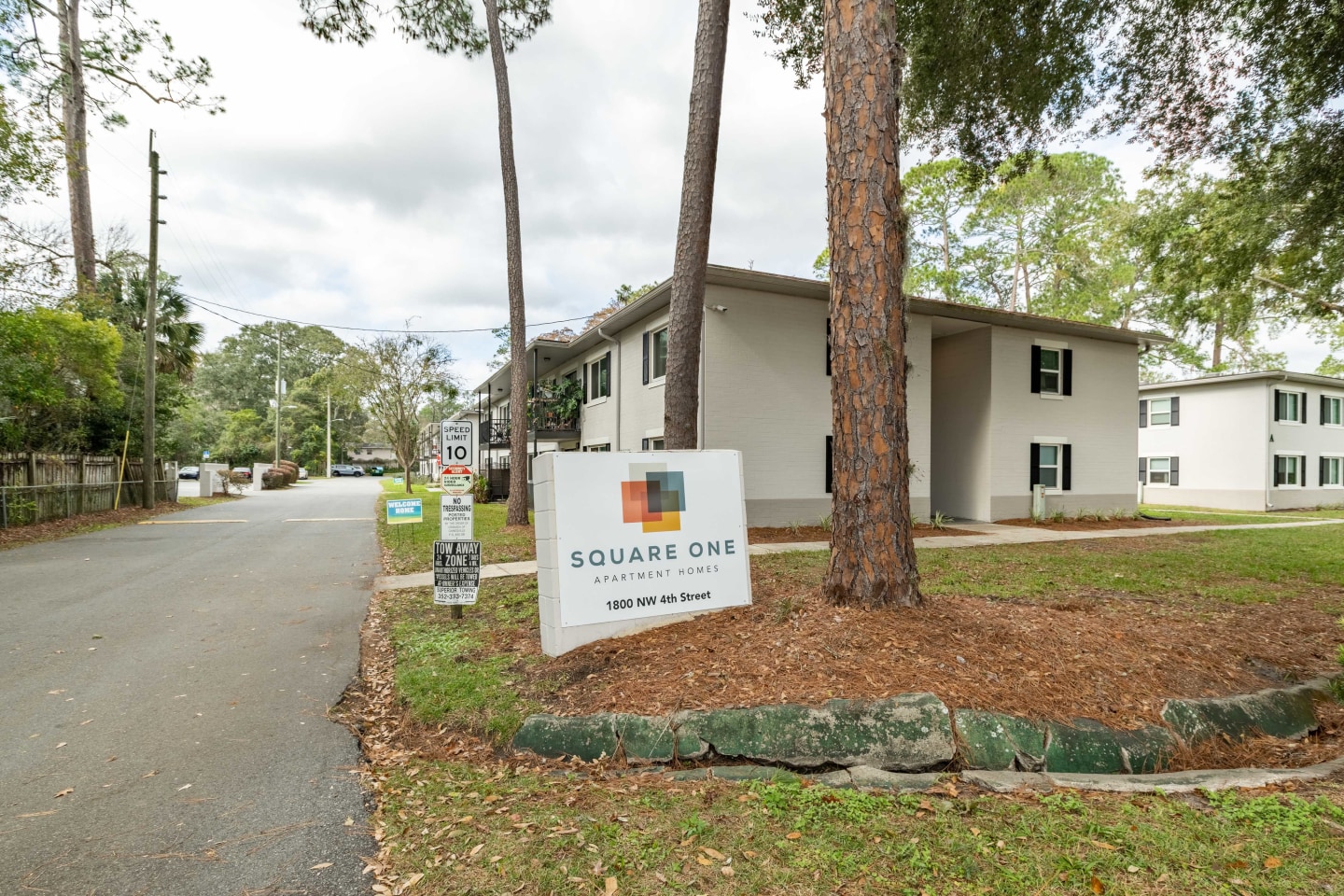 Square One Apartment Homes Image 16