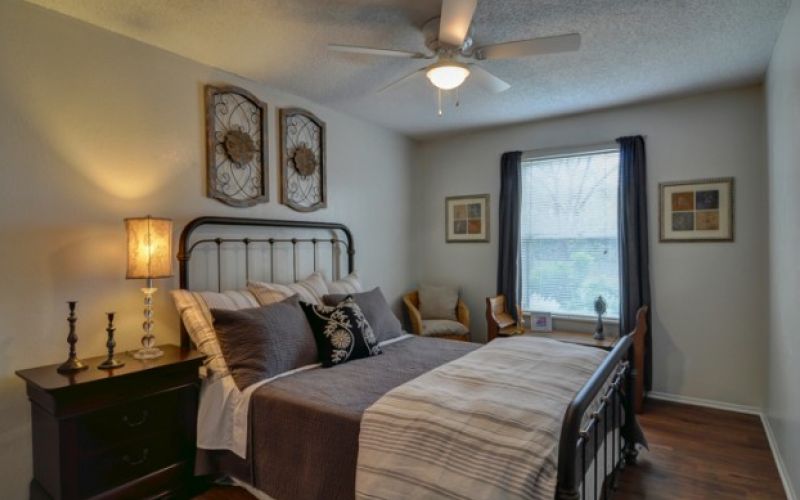 Darby Square Apartments Image 7