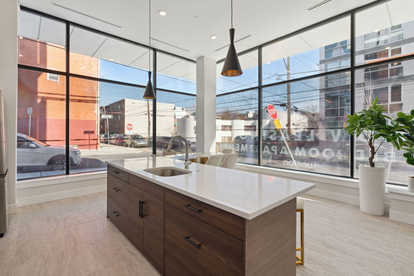 720 Thompson Street Image 6