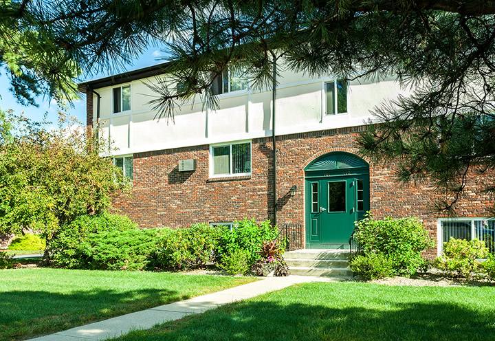 Village Green Apartments Image 3