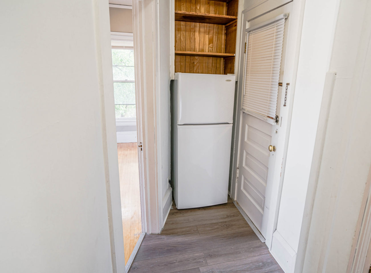 990 Grand Avenue Image 24