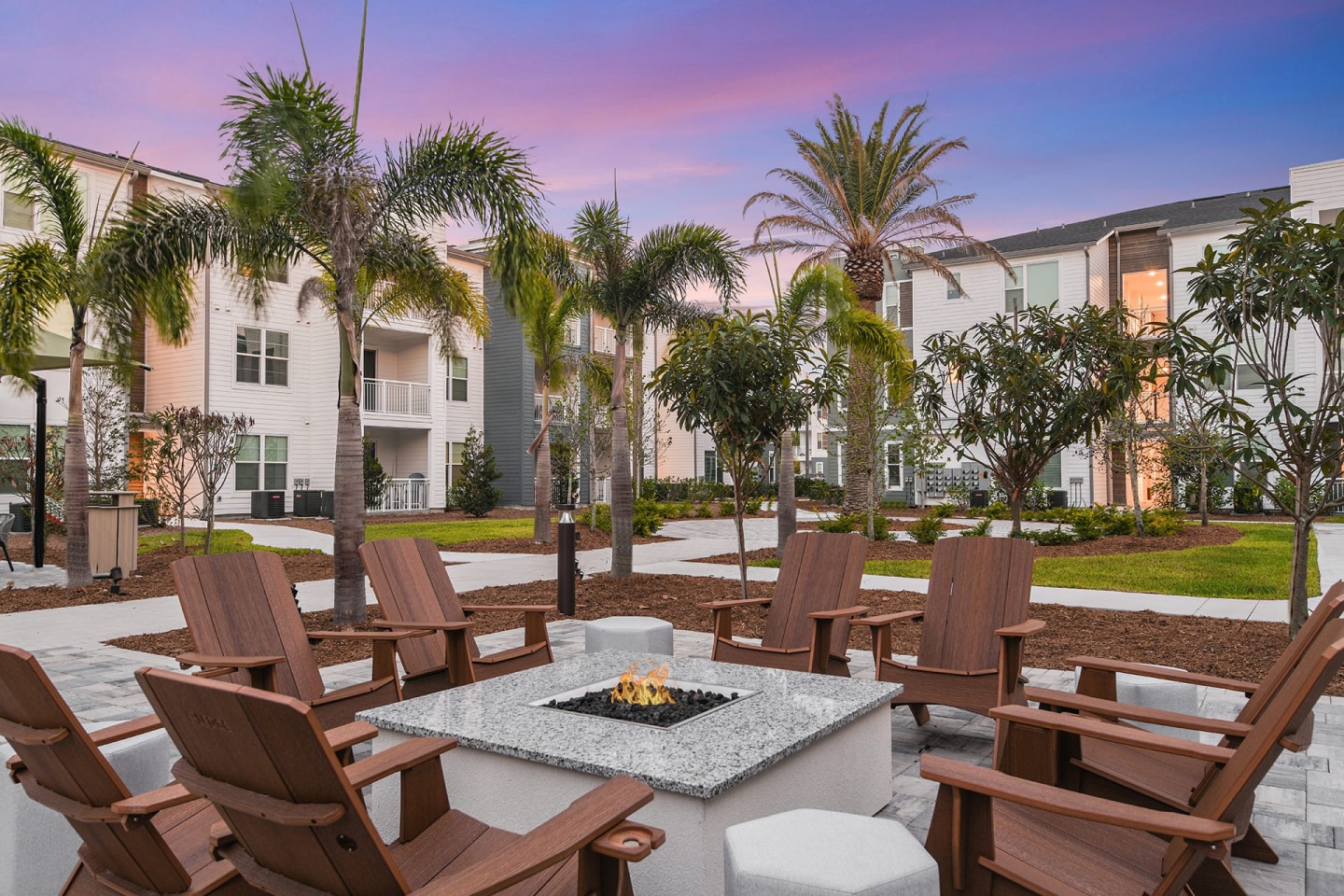 The Easton Riverview Apartments Image 33