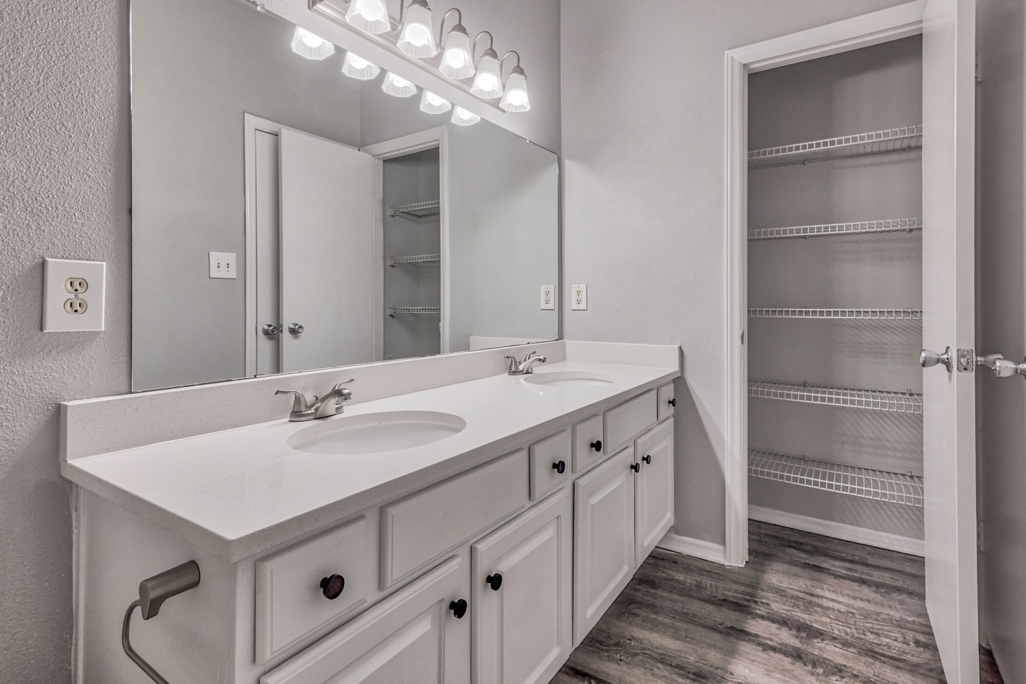 The Reserve at Waterford Lakes Image 10