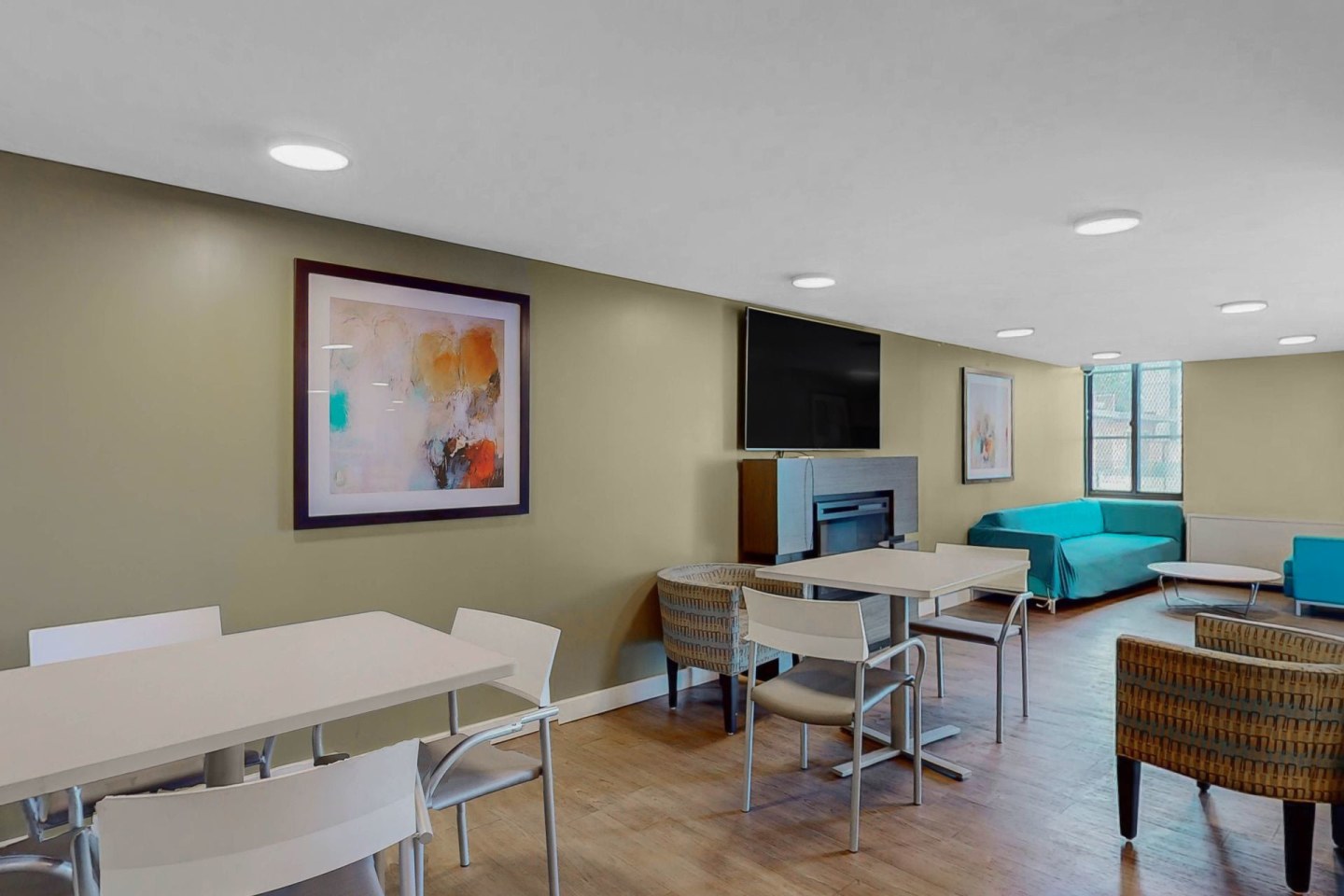Takoma Towers Image 15