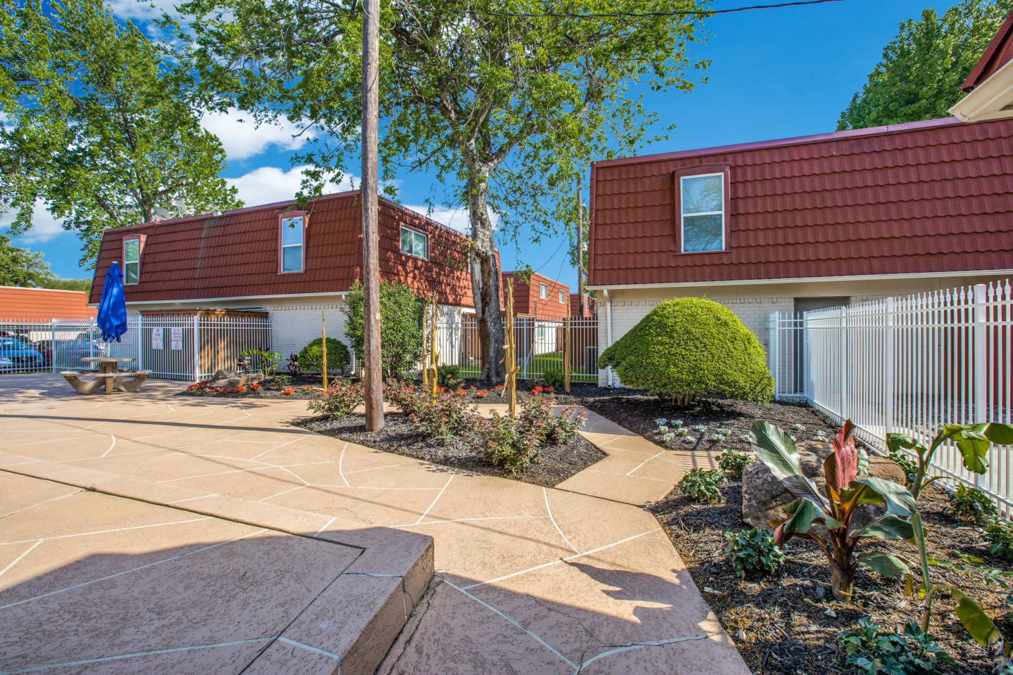 Tucasa Townhomes Image 8
