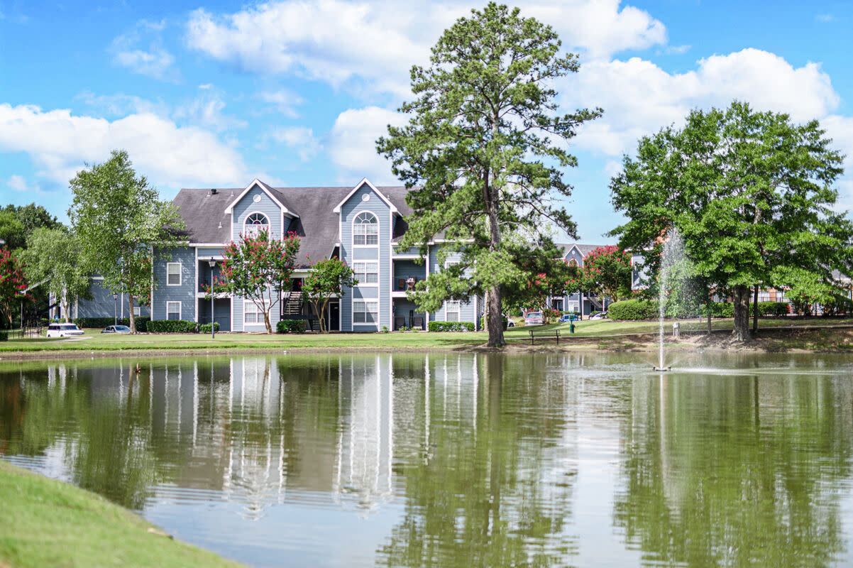 Spring Lake Apartments Image 32