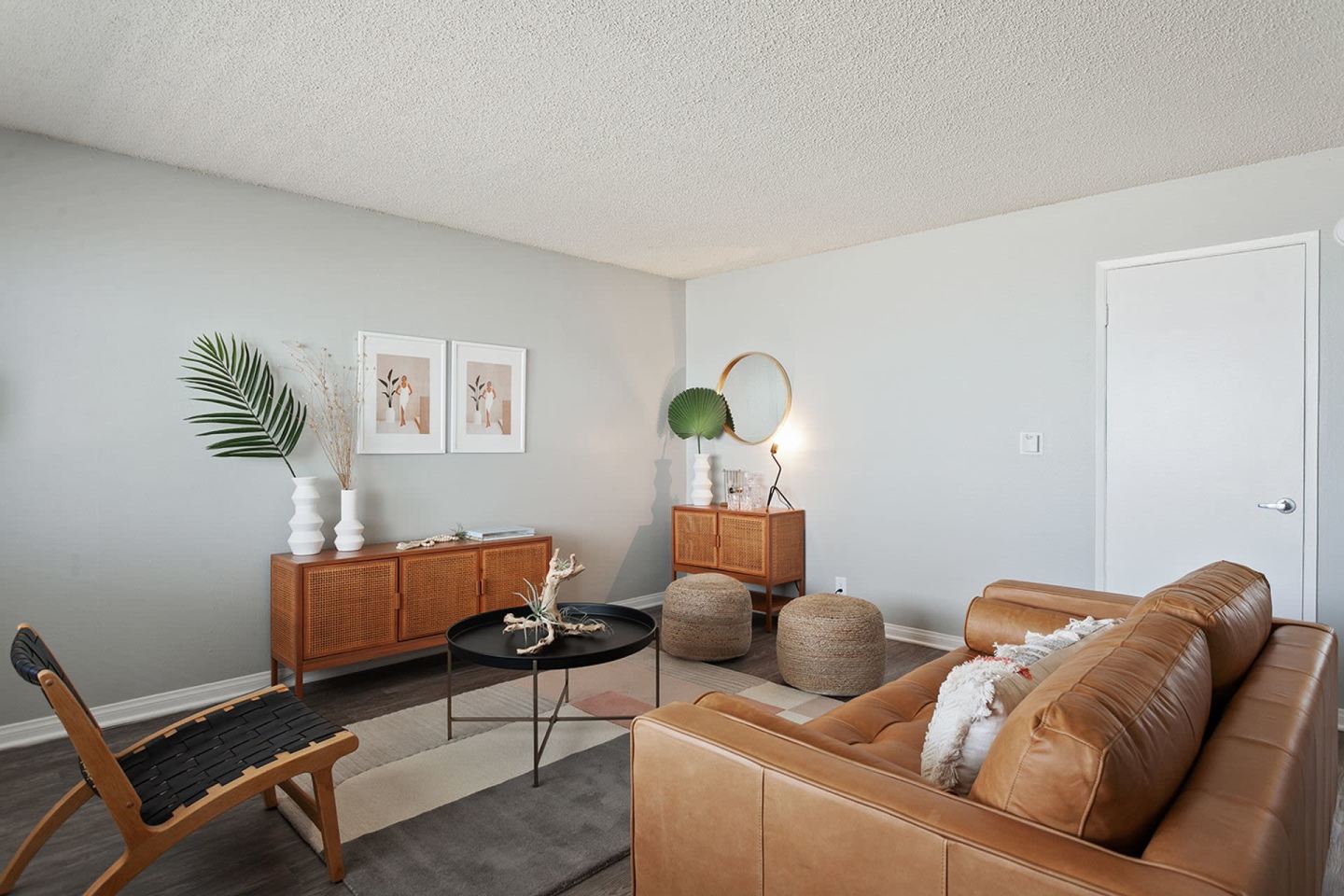 The Circle Apartments at Long Beach Image 32