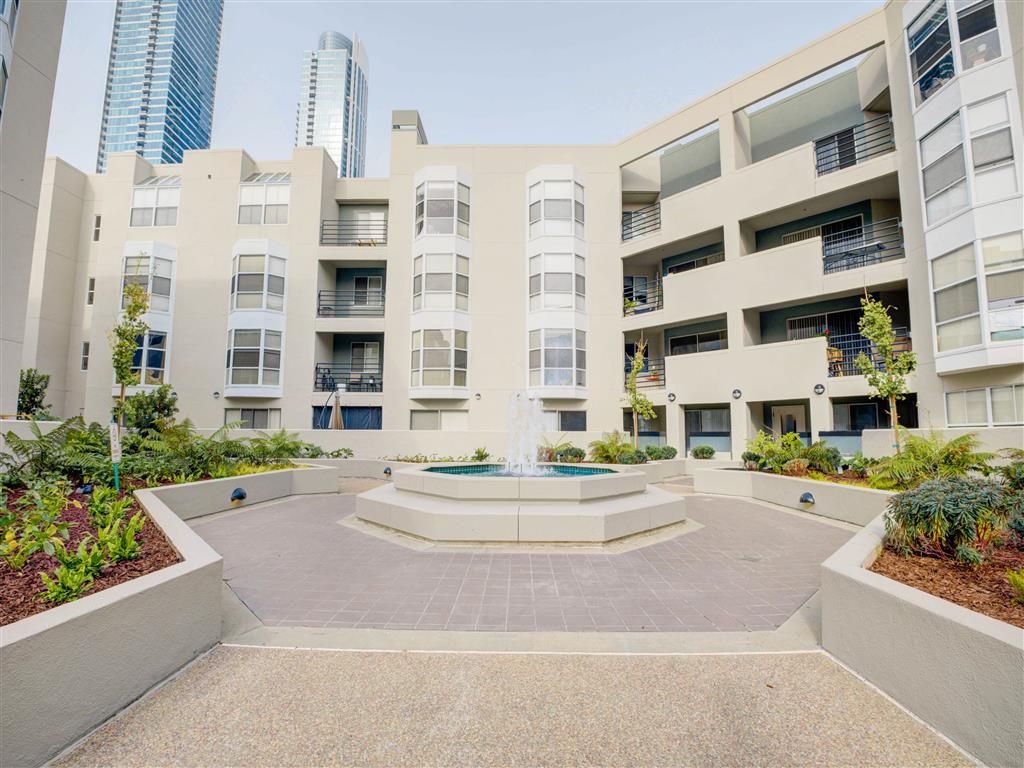 Bayside Village Image 37
