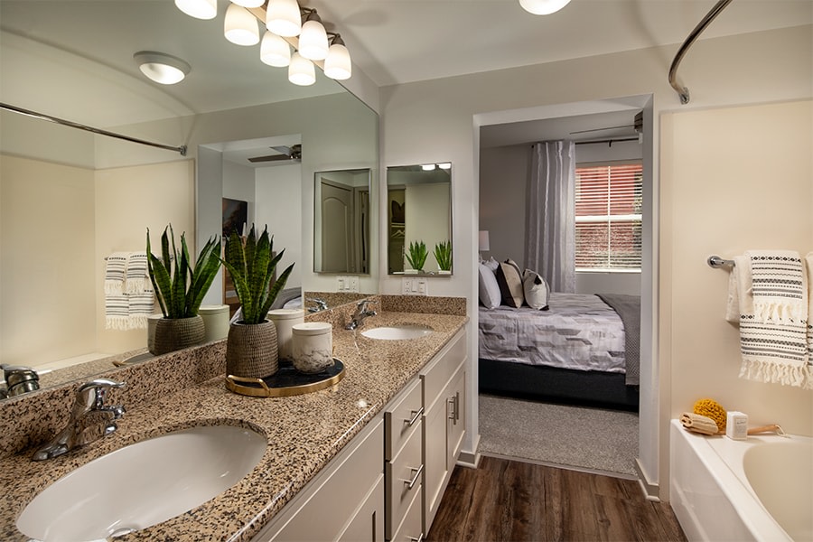 Mira Bella Apartments San Diego Image 5
