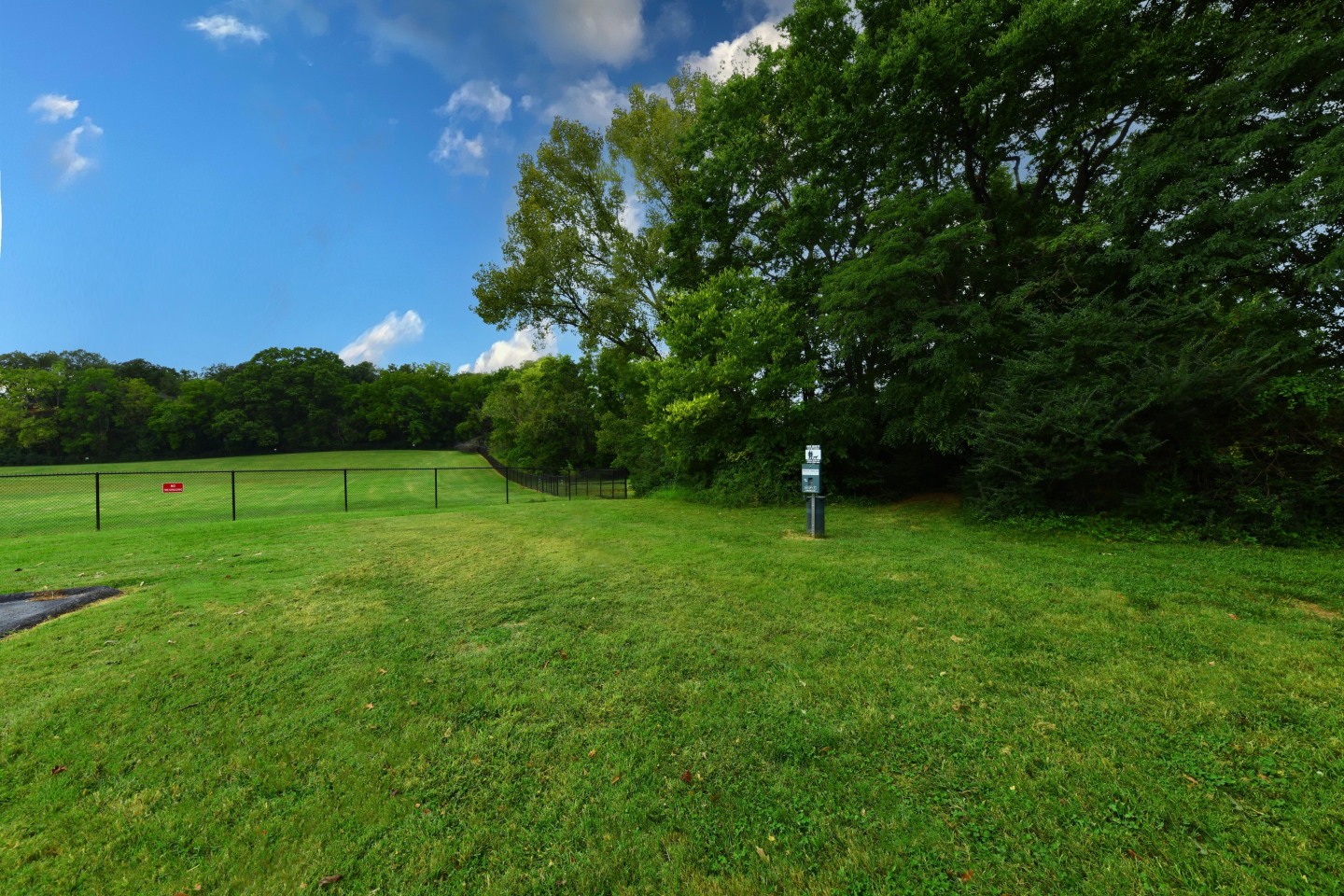 Park on Country Club Image 23